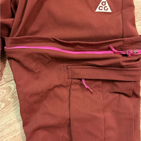 Nike ACG Smith Summit Cargo Pants Women’s Small Burgundy Red - Picture 4 of 10